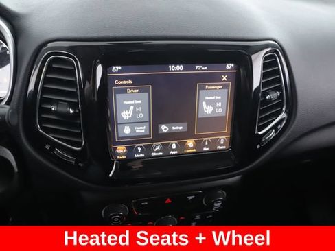 Used 2018 Jeep Compass Limited w/ Navigation Group AWD/4WD image 4