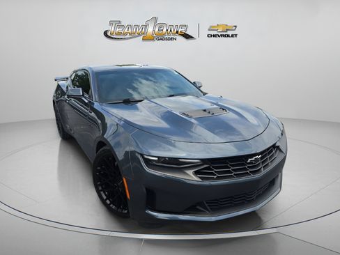 Used 2021 Chevrolet Camaro LT RWD image 1