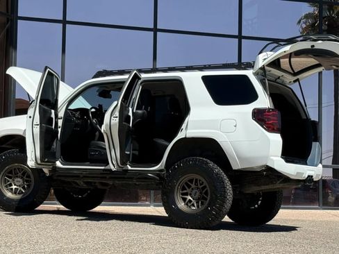 Used 2023 Toyota 4Runner SR5 Premium image 33