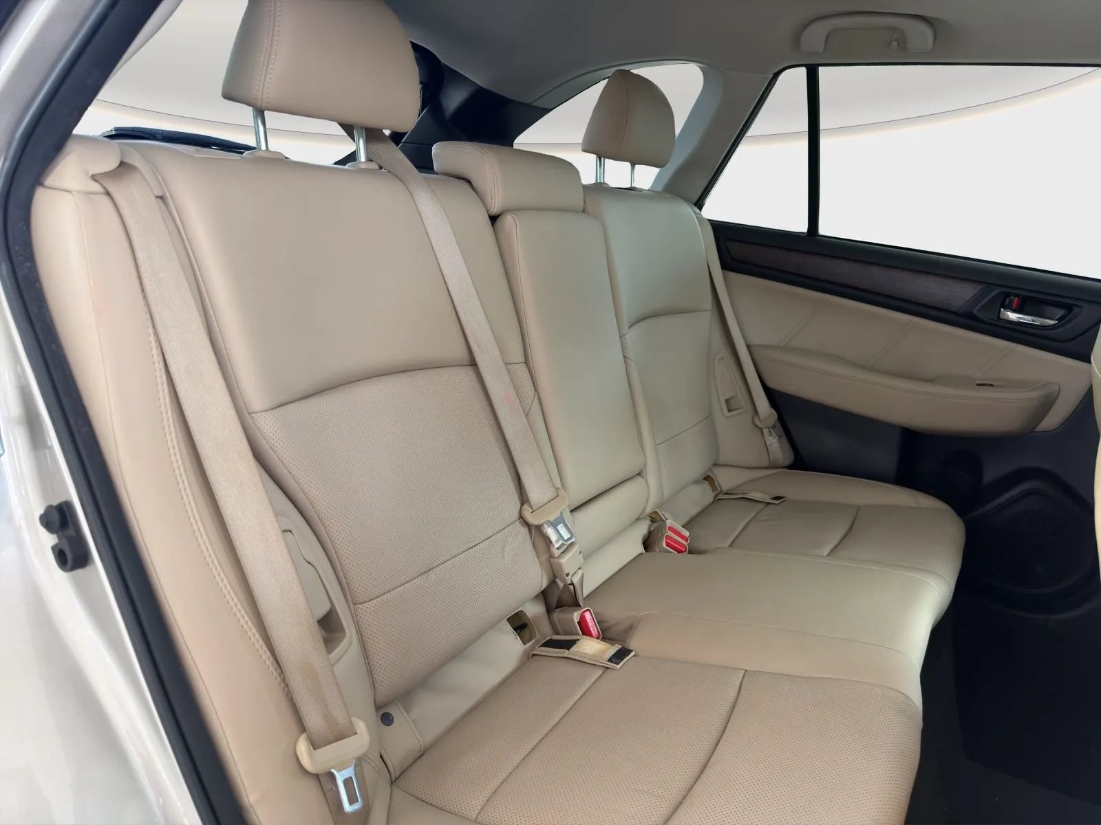 Used 2018 Subaru Outback 2.5i Limited AWD/4WD image 19