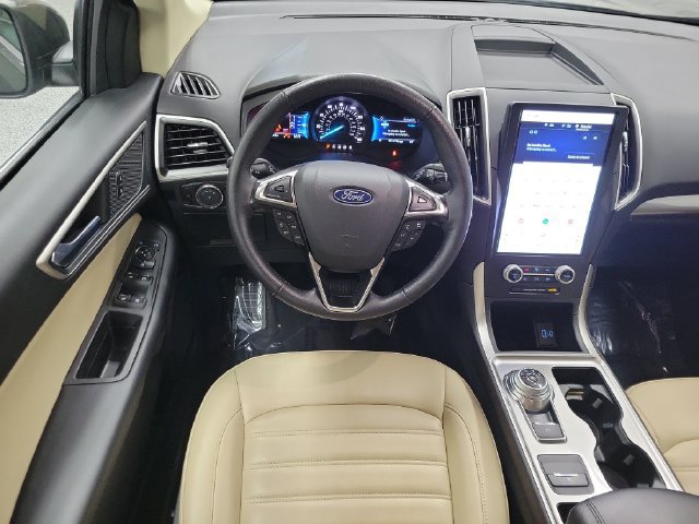 Used 2024 Ford Edge SEL AWD/4WD image 13