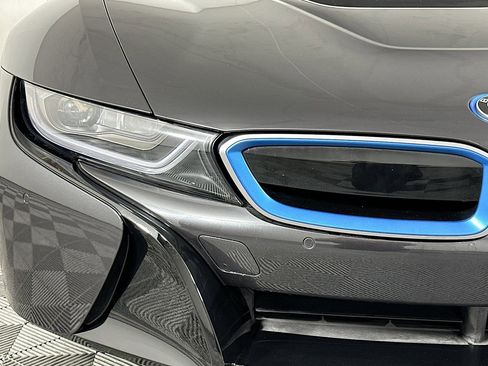 Used 2015 BMW i8 image 16