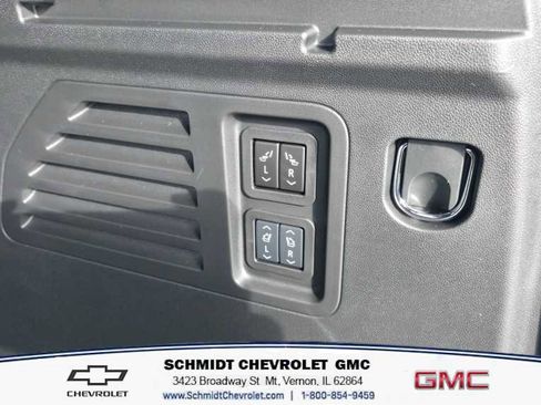 New 2026 Chevrolet Traverse RS image 10