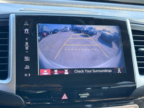 Used 2017 Honda Pilot Elite image 26