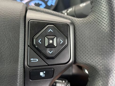 Used 2022 Toyota Tacoma TRD Sport RWD image 27