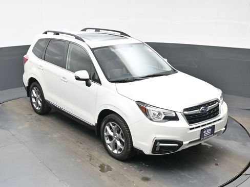 Used 2018 Subaru Forester 2.5i Touring w/ Popular Package #3B image 43