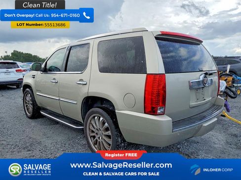 Used 2013 Cadillac Escalade 2WD image 3