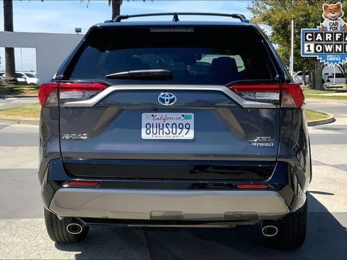Used 2021 Toyota RAV4 XSE w/ XSE Grade Weather Package AWD/4WD image 4
