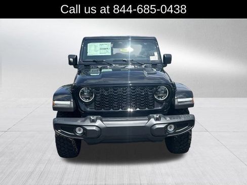 New 2026 Jeep Gladiator Sport AWD/4WD image 2