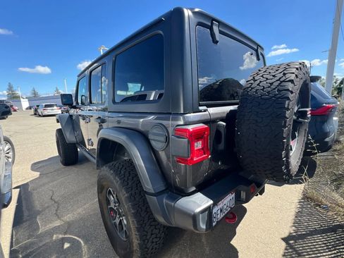 Used 2018 Jeep Wrangler Unlimited Rubicon image 6