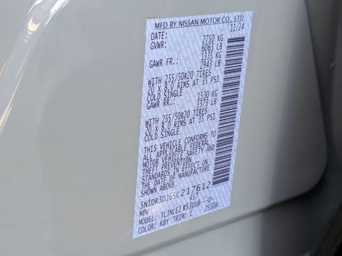 New 2025 Nissan Pathfinder Platinum w/ Cargo Package image 38