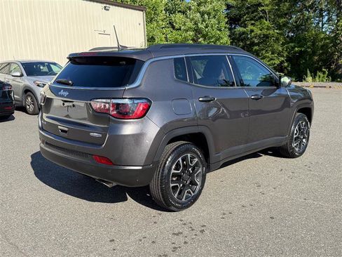 Used 2021 Jeep Compass Latitude AWD/4WD image 6