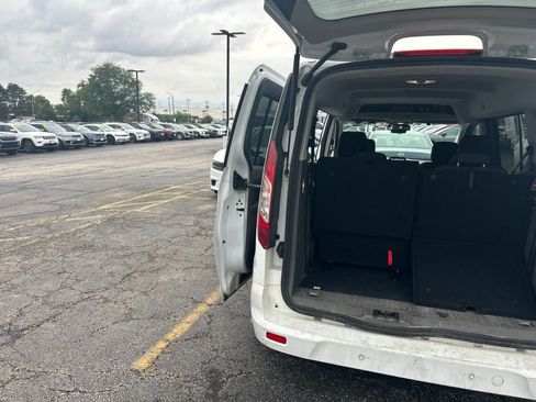 Used 2019 Ford Transit Connect XLT FWD image 19