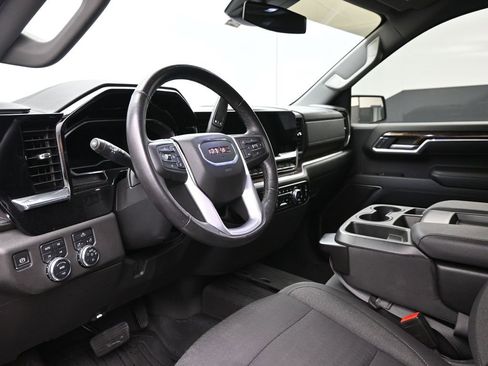 Used 2022 GMC Sierra 1500 Elevation image 18