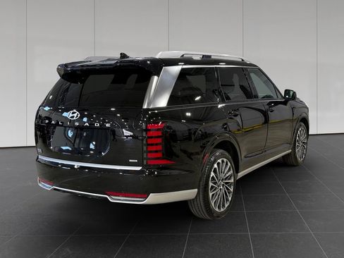 Used 2026 Hyundai Palisade Calligraphy AWD/4WD image 5