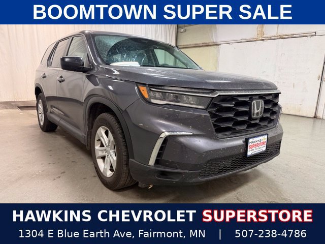 Used 2023 Honda Pilot LX image 1