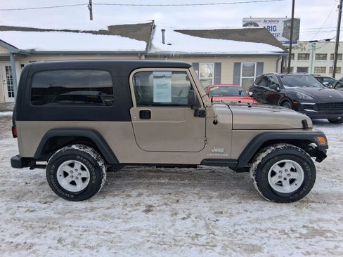 Used 2004 Jeep Wrangler Unlimited Sport Utility 2D image 8