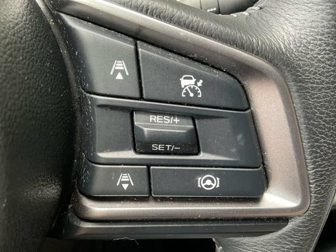 Used 2023 Subaru Outback Premium AWD/4WD image 37