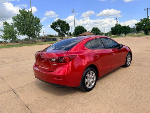 Used 2016 MAZDA MAZDA3 i Sport FWD image 30