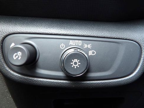 Certified 2023 Chevrolet TrailBlazer LS FWD image 17