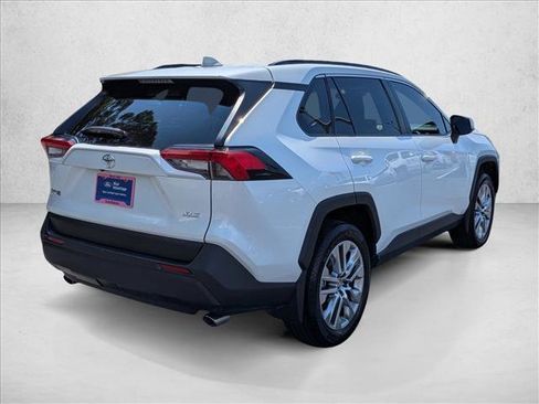 Used 2025 Toyota RAV4 XLE Premium w/ Weather Package FWD image 5