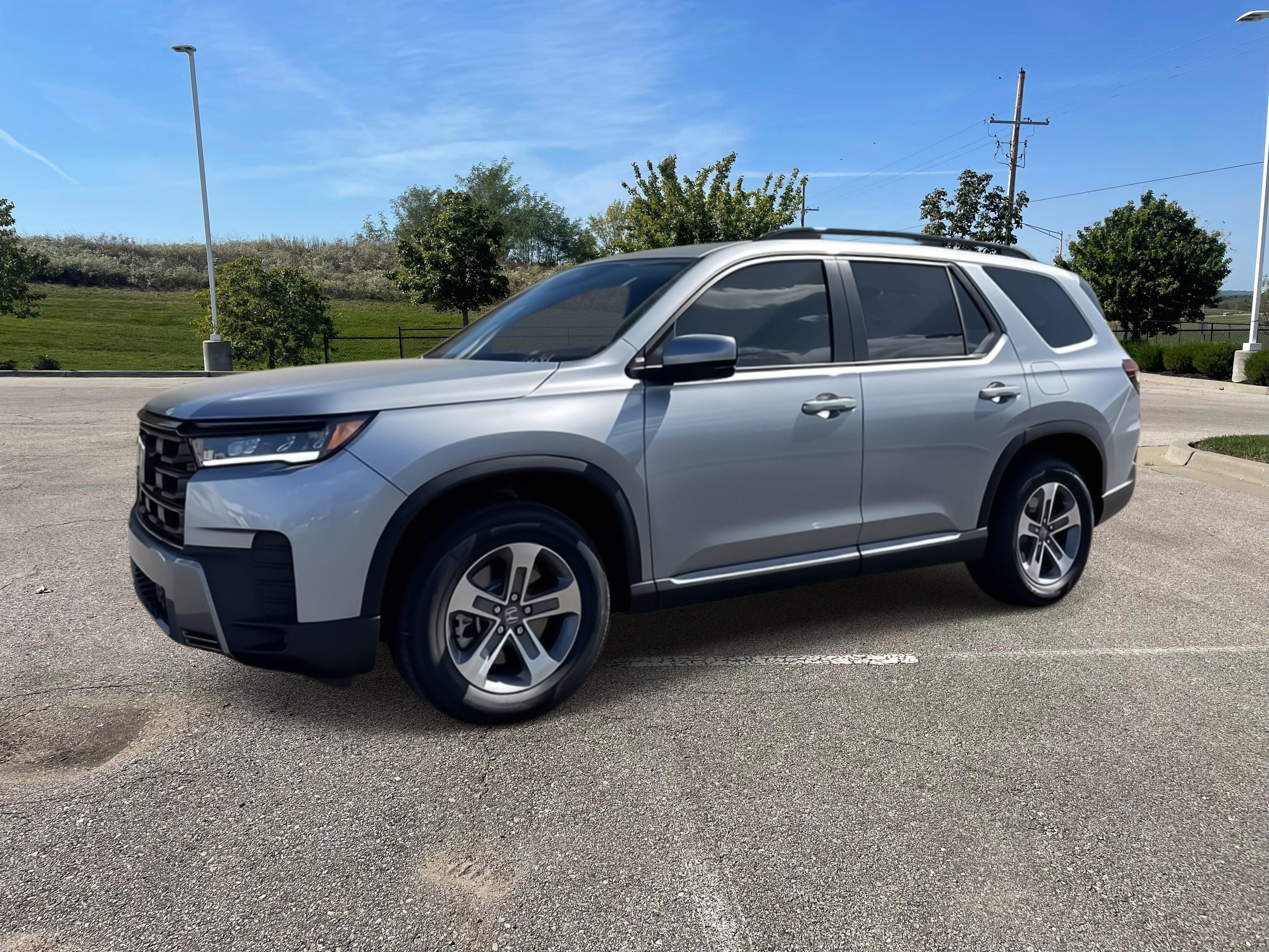 New 2026 Honda Pilot EX-L image 1