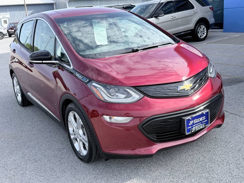 Used 2020 Chevrolet Bolt LT FWD image 3