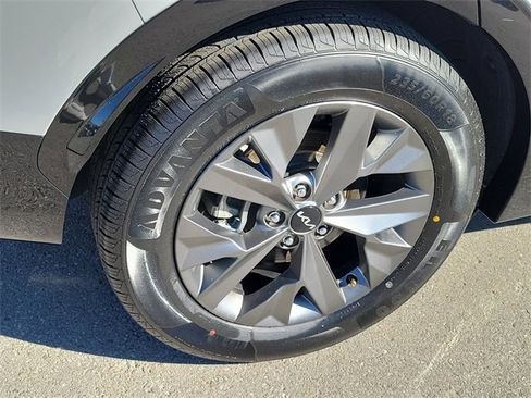 Used 2024 Kia Sportage SX image 26