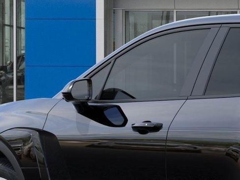 New 2025 Chevrolet Blazer EV LT image 12