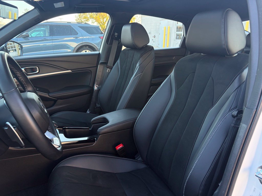 Used 2025 Acura Integra A-Spec w/ Technology Package FWD image 16