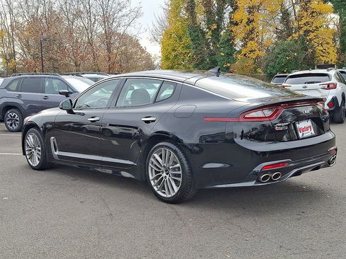 Used 2018 Kia Stinger image 4