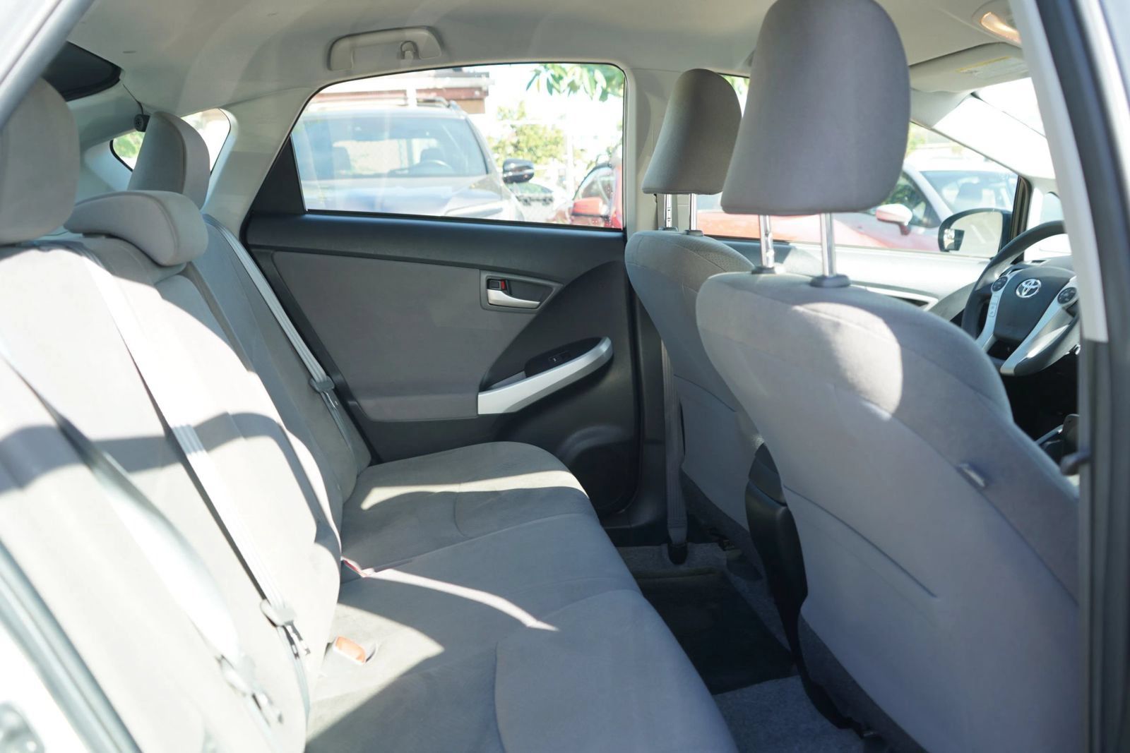 Used 2015 Toyota Prius Two FWD image 18