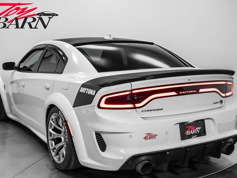 Used 2020 Dodge Charger SRT Hellcat w/ Harman/Kardon Audio Group image 16