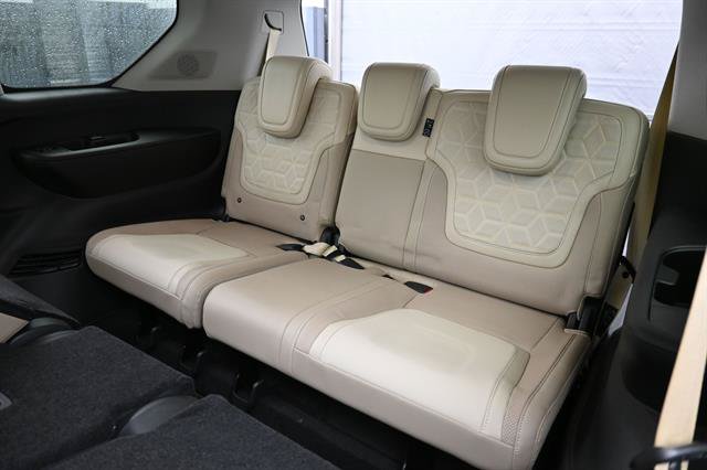 Used 2026 Nissan Armada Platinum Reserve AWD/4WD image 12