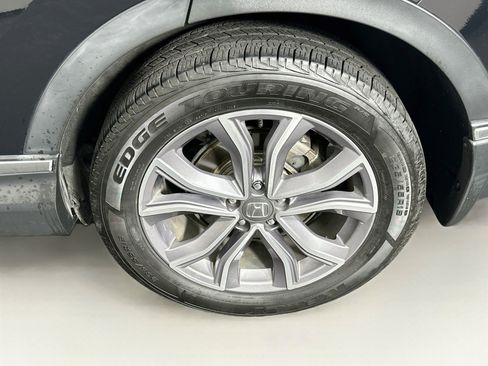 Used 2020 Honda CR-V Touring image 11