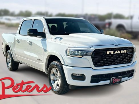 Used 2025 RAM 1500 Lone Star AWD/4WD image 1