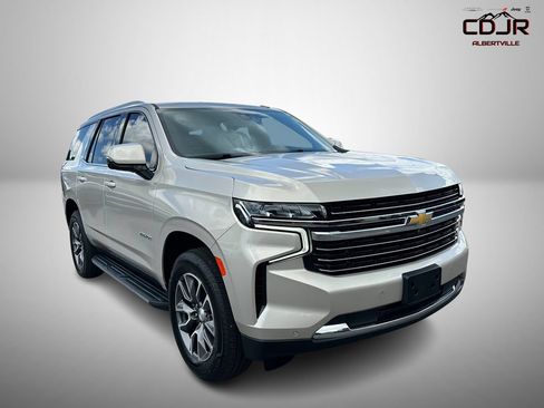 Used 2021 Chevrolet Tahoe LT w/ LT Signature Package RWD image 1