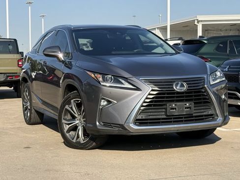 Used 2018 Lexus RX 450h AWD w/ Premium Package image 2