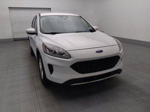 Used 2020 Ford Escape SE FWD image 14
