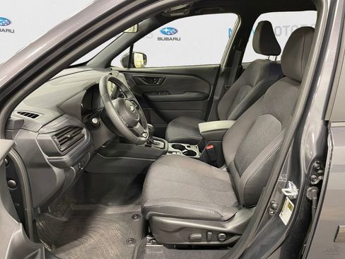 Certified 2025 Subaru Forester Premium image 9