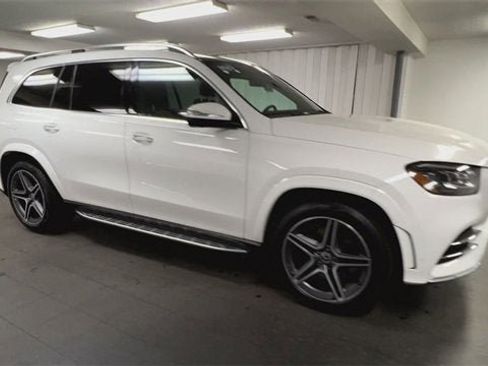 Used 2023 Mercedes-Benz GLS 450 4MATICﾮ image 2