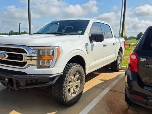 Used 2022 Ford F150 XLT w/ Equipment Group 302A High AWD/4WD image 1