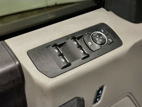 Used 2017 Ford F150 XL w/ Equipment Group 101A Mid AWD/4WD image 16