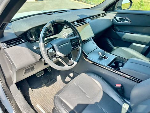 Used 2024 Land Rover Range Rover Velar Dynamic SE AWD/4WD image 11
