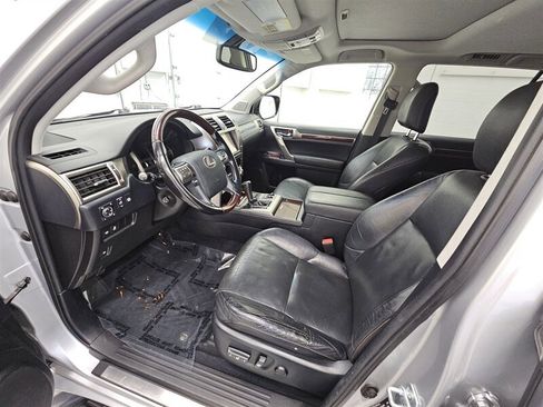 Used 2017 Lexus GX 460 AWD/4WD image 10