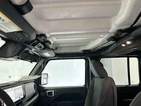 New 2025 Jeep Wrangler Sport S image 23