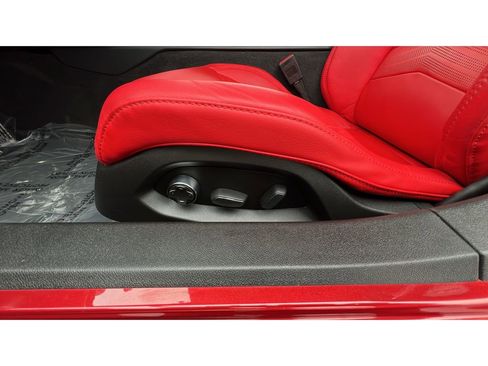 Used 2024 Chevrolet Corvette Stingray Preferred Cpe w/ 2LT image 25