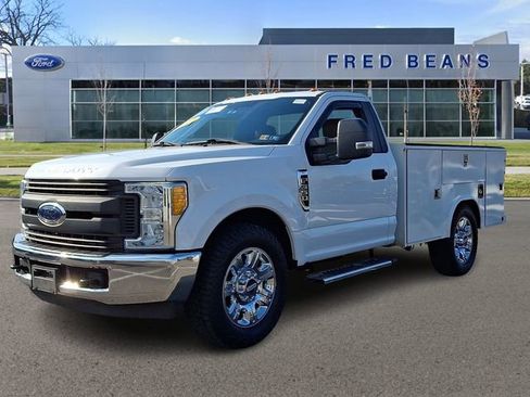 Used 2017 Ford F350 XL w/ Power Equipment Group RWD image 5