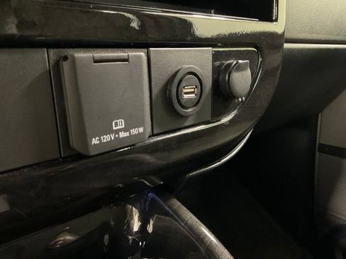 Used 2023 Chevrolet Express 2500 RWD image 17
