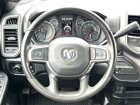 Used 2024 RAM 2500 Tradesman w/ Chrome Appearance Group AWD/4WD image 21